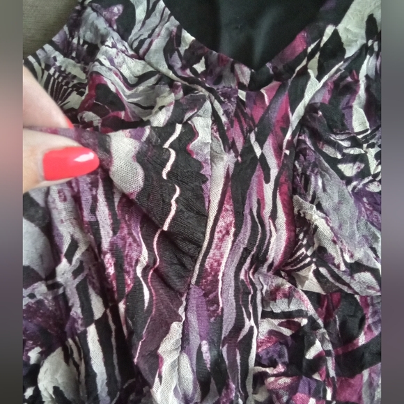 Zoe Purple Stretch Mesh Top - Picture 4 of 10